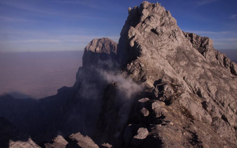 mount merapi trek